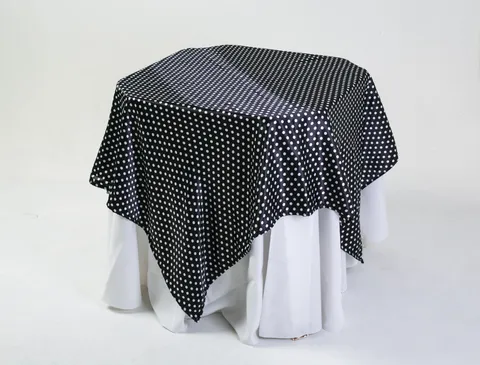 Toalha estampada Poá preto