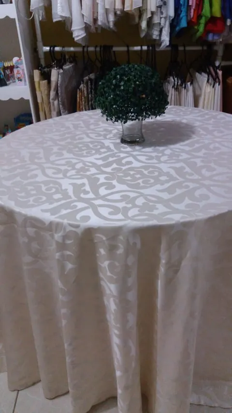 Toalha nobre Adamascada creme