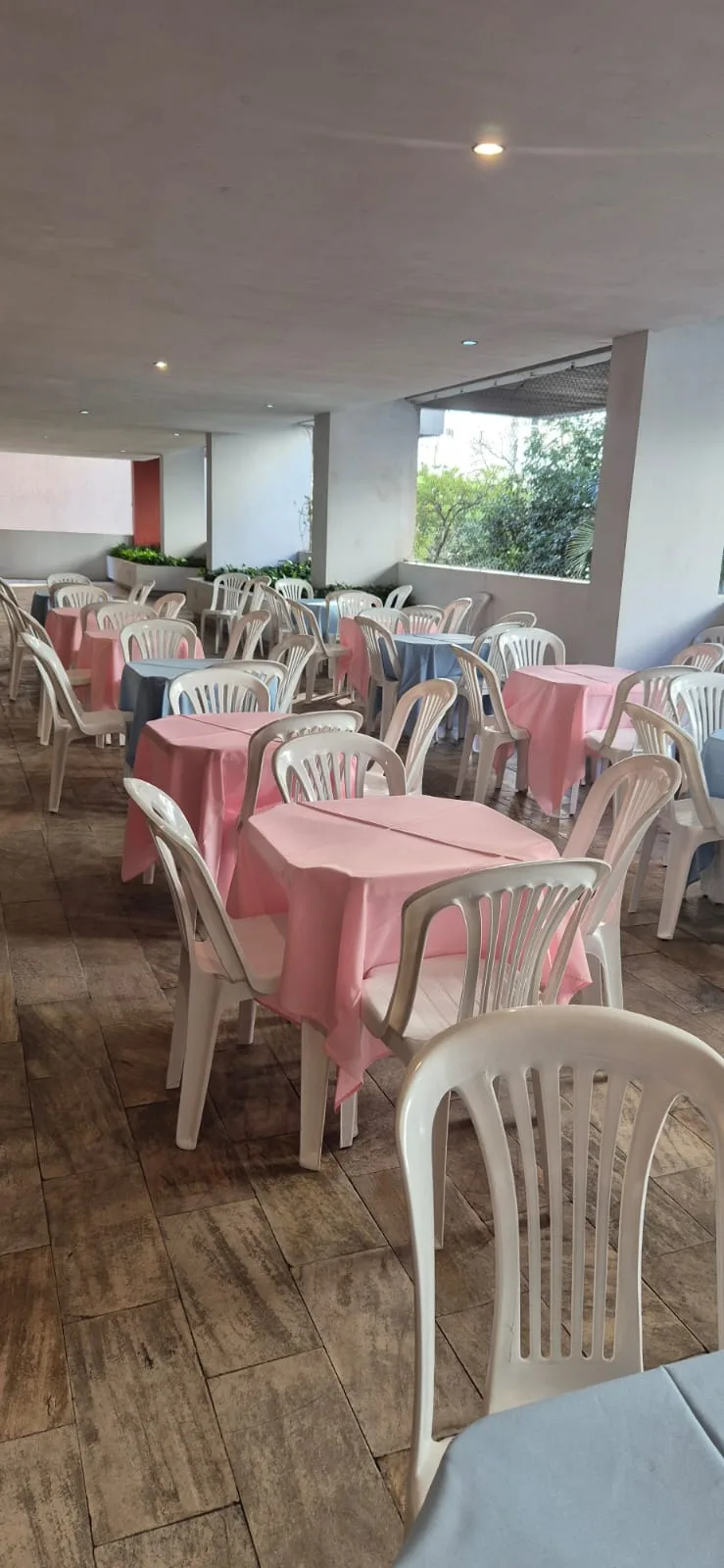 Festa com toalhas da Premier: Rosa no salão